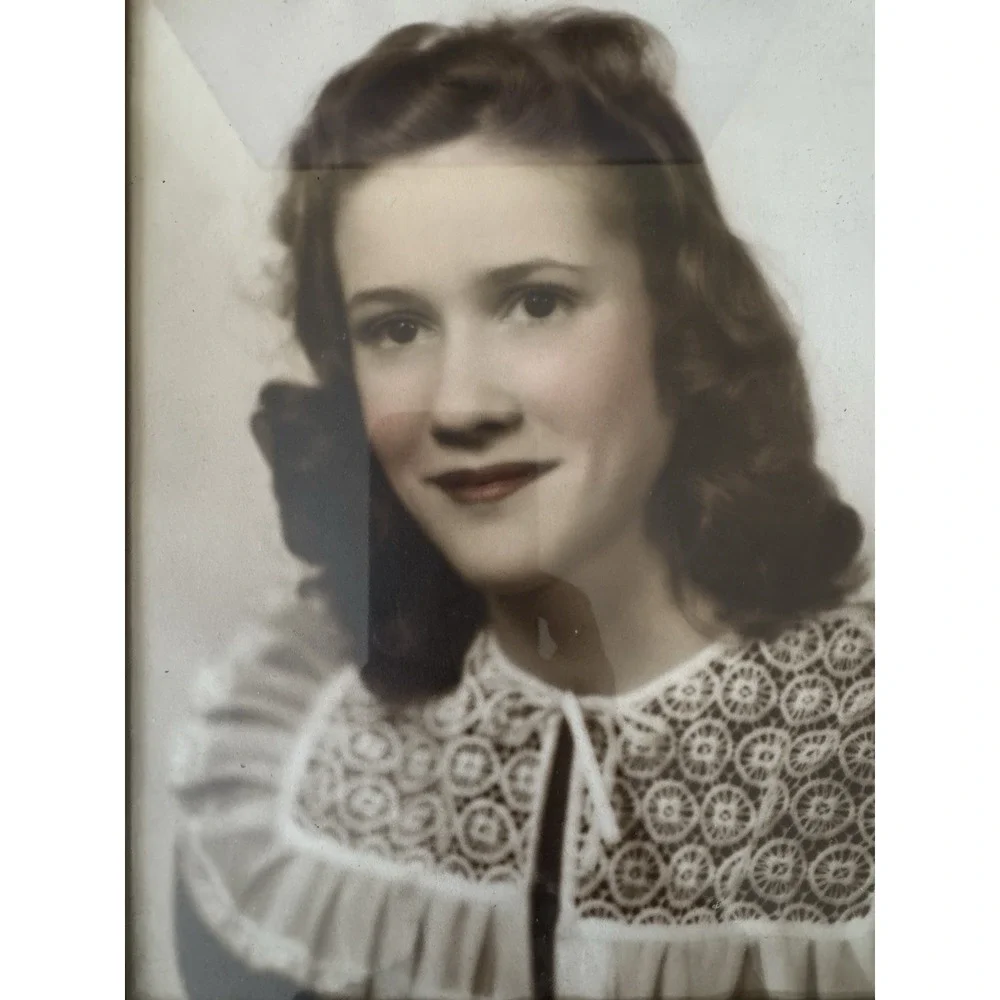 Vintage Hand Tinted Photo Gold Gilt Frame Woman Lace Collar Easel Back 8x11